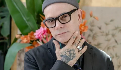 Ao dizer que interpretaria Bolsonaro gay, cabeleireiro é atacado pela comunidade LGBT e por apoiadores do presidente