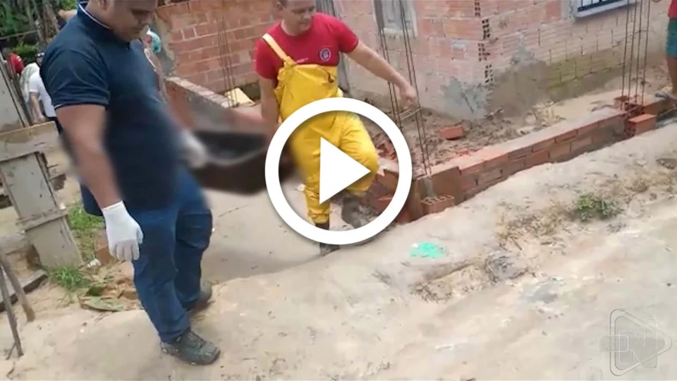 VÍDEO: ossada humana é encontrada em comunidade da Zona Norte de Manaus