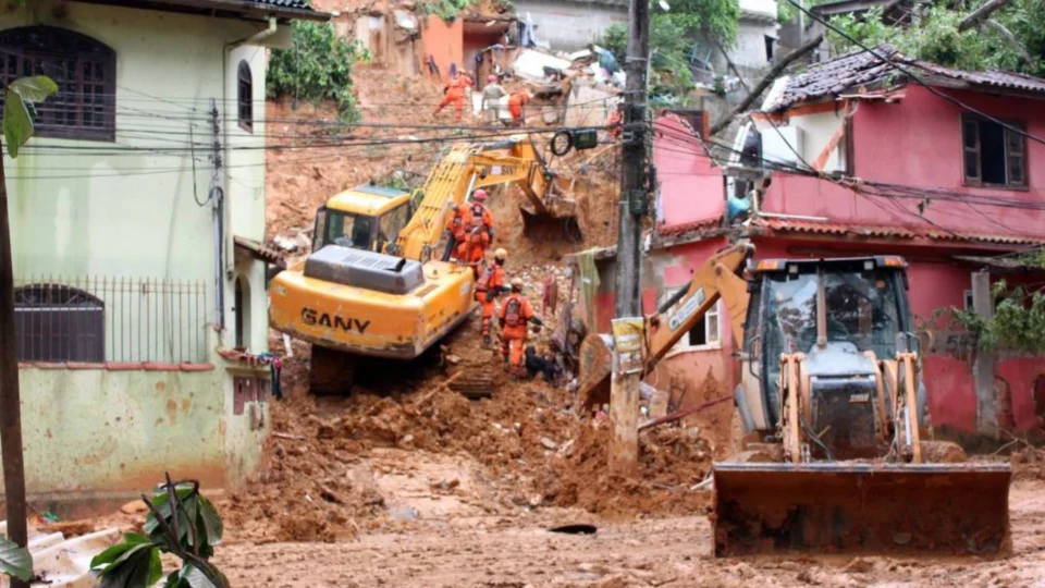 Caixa anuncia medidas de apoio aos atingidos pelas chuvas no Rio de Janeiro