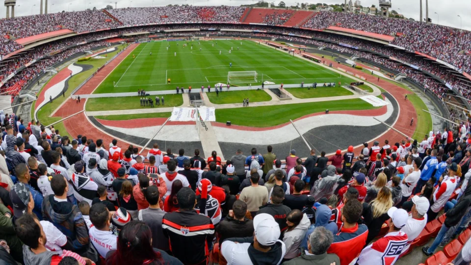 São Paulo recebe Goiás buscando retomar caminho das vitórias dentro do Morumbi pelo Brasileirão neste sábado, 23