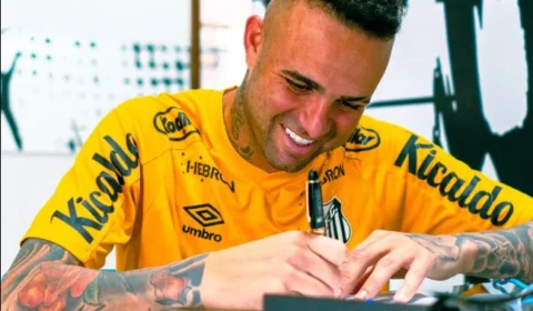 Meia-atacante Luan se diz motivado para jogar pelo Santos: ‘me dedicar e mostrar meu futebol’