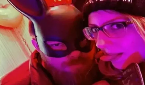 No Reino Unido, policial é banido de corporação por realizar festas sexuais com esposa durante lockdown da Covid-19