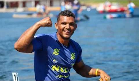 Isaquias Queiroz mantém escrita de nunca ter voltado de Mundial ou Olimpíada sem medalha na bagagem