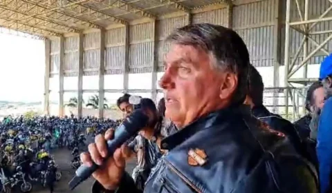 Bolsonaro diz que acordo entre TSE e WhatsApp é censura: ‘inaceitável, inadmissível e inconcebível’