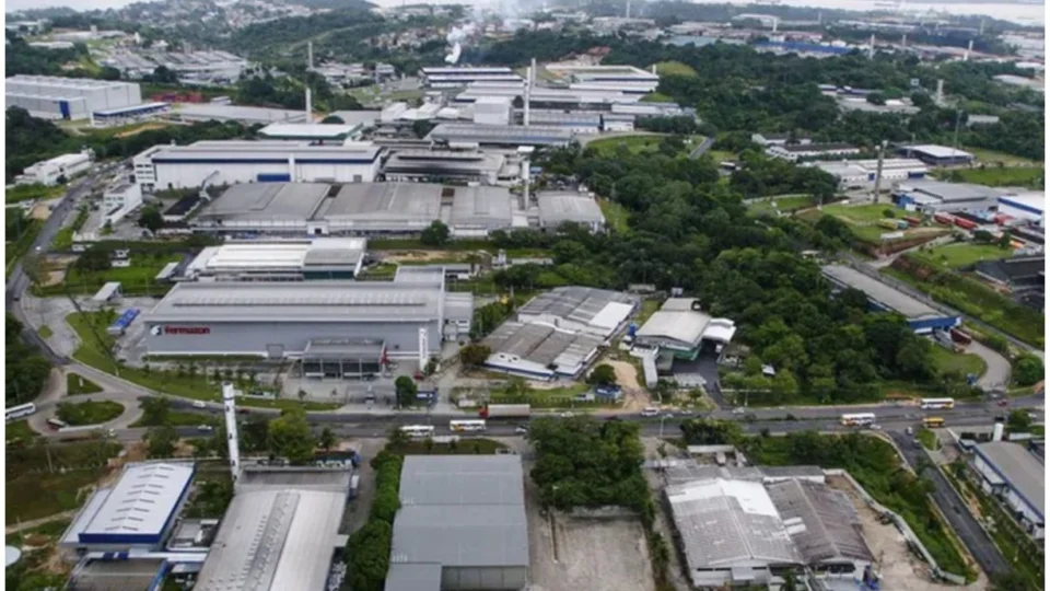 STF invalida veto presidencial que impedia tributação de combustíveis na Zona Franca de Manaus