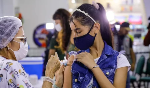 Manaus oferta 18 imunizantes para atualização de calendário vacinal de crianças e adolescentes nesta segunda-feira