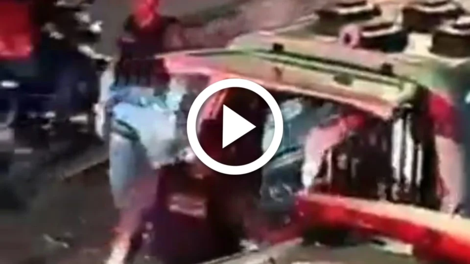 VÍDEO: adolescente são apreendidos suspeitos de roubarem viatura da PM em Manaus