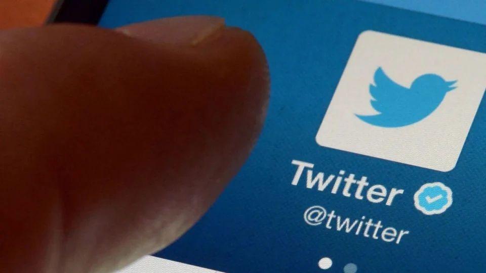 Twitter anuncia que vai combater fake news sobre eleições