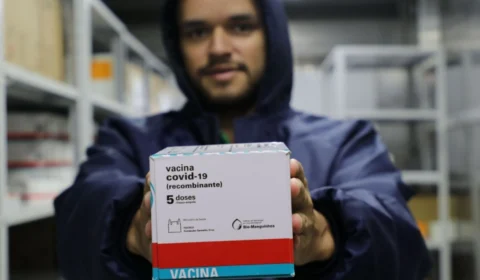 Amazonas recebe mais 2 mil vacinas contra Covid-19 nesta segunda-feira