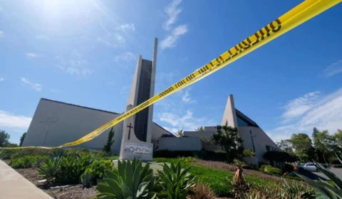 Tiroteio em igreja deixa um morto e cinco feridos nos EUA
