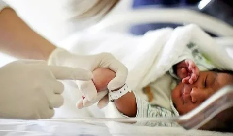 Teste que identifica alterações cromossômicas em recém-nascido pode se tornar lei no AM