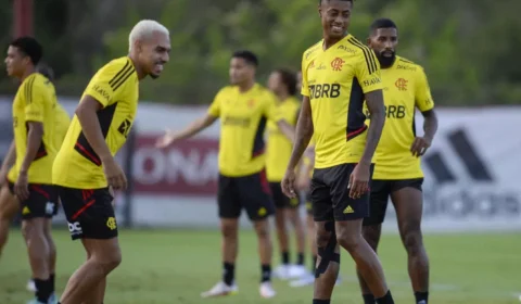 Flamengo deve ter Bruno Henrique e Matheuzinho contra Universidad Católica pela Libertadores da América