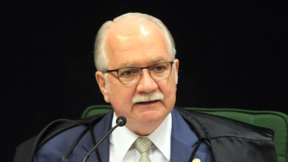 STF restringe aquisição de armas e munições em razão de violência política