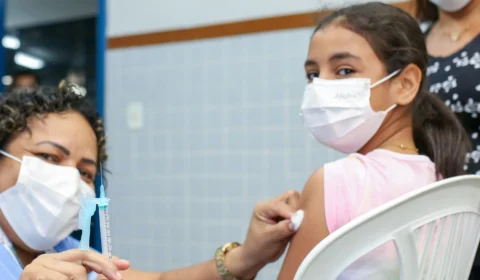 Vacinação de crianças de 3 a 5 anos contra Covid-19 começa na segunda-feira (18), em Manaus