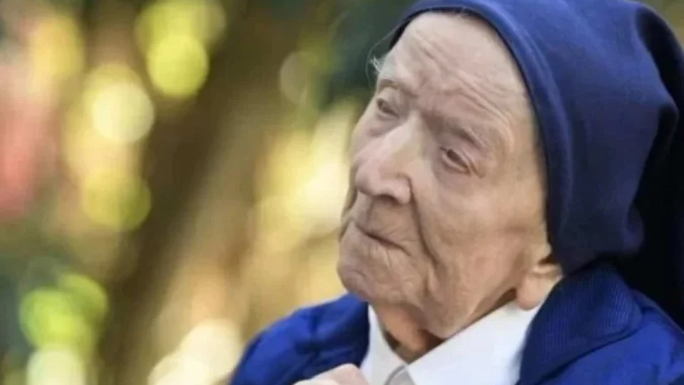Guinness World Records nomeia Irmã André como a pessoa mais velha do mundo, com 118 anos e 73 dias