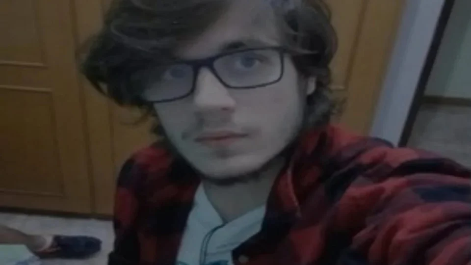 Jovem morre afogado ao tentar salvar criança em lago, em Goiás