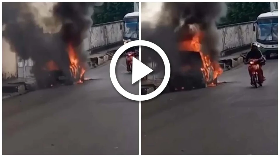VÍDEO: carro pega fogo em rua da Zona Centro-Oeste de Manaus