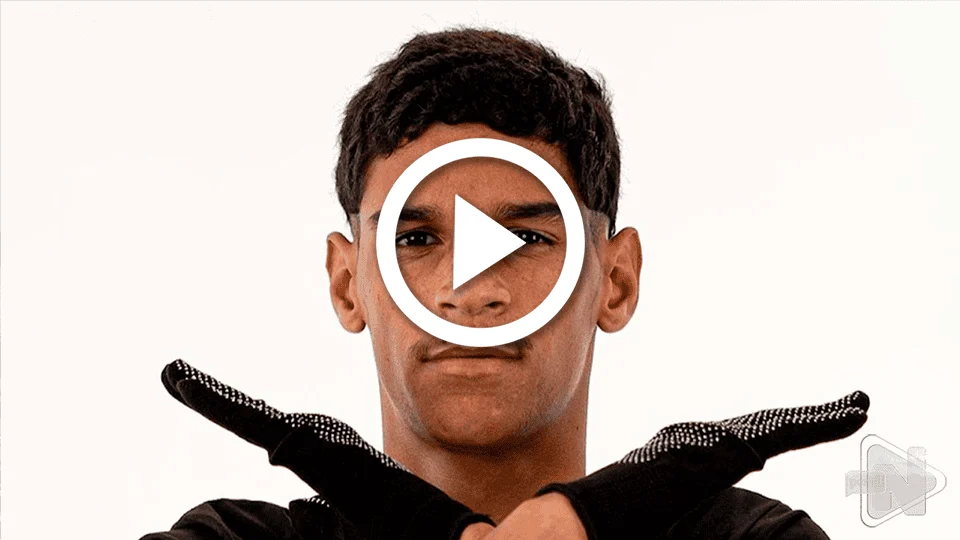 VÍDEO: Luva de Pedreiro compartilha que foi intimado pela justiça ao chegar no Brasil