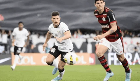 Corinthians bate Flamengo por 1 a 0 com gol contra de Rodinei pelo Brasileirão