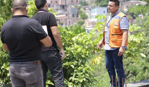 Cinco imóveis em área de risco são interditados no Mauazinho, em Manaus