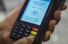 Pagamentos com cartões no Brasil crescem 36,5% no primeiro semestre