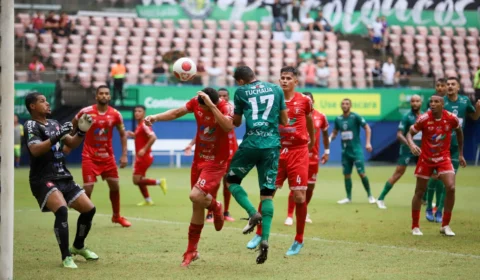 Manaus FC vence Princesa por 2 a 1 e larga na frente pelo título do Campeonato Amazonense