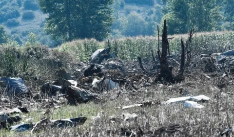 Avião militar de carga da Ucrânia cai na Grécia