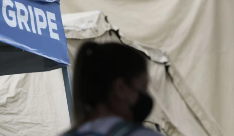 Casos de Síndrome Respiratória Aguda Grave voltam a crescer