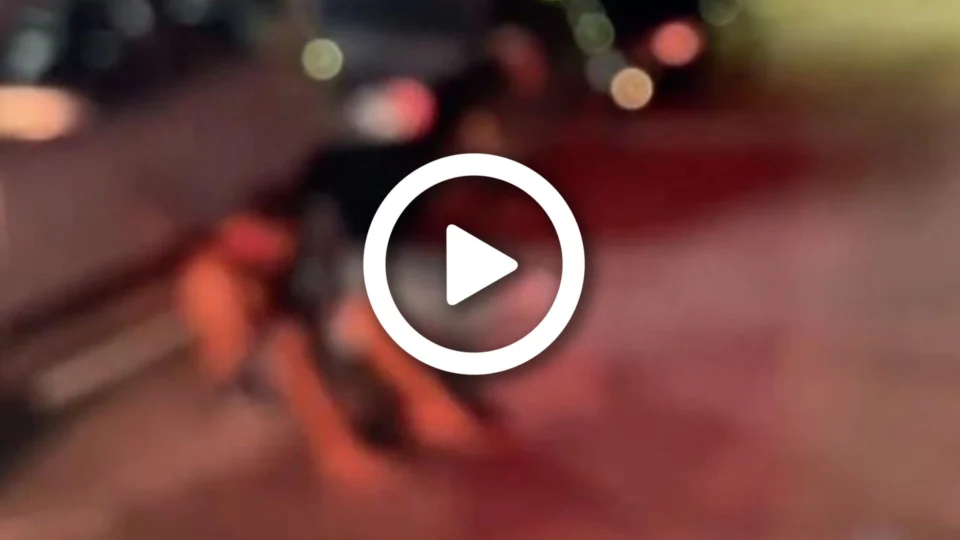 VÍDEO: suspeito de assalto é espancado por motoqueiros na Zona Leste de Manaus