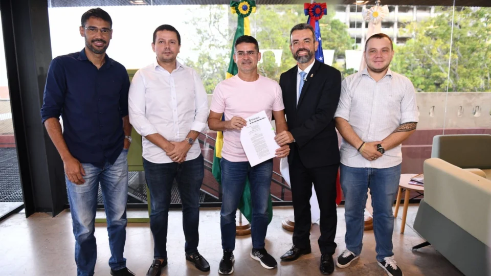 Lei aprovada que regulamenta 5G é sancionada em Manaus