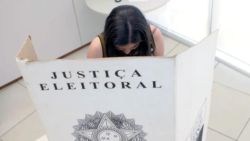 Eleições 2022: prazo para pedido de voto em trânsito de agentes das Forças Armas e de outras profissões encerra nesta sexta-feira