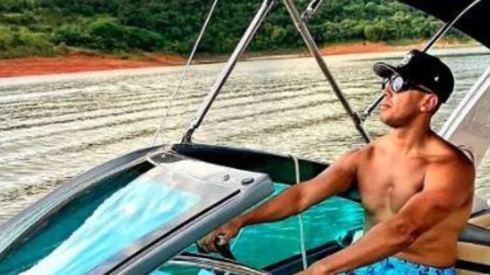 Instagram de PM suspeito de matar campeão de jiu-jitsu é reativado e revolta familiares da vítima