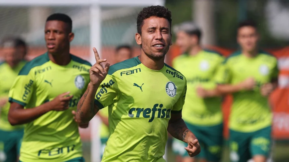 Após eliminação na Copa do Brasil, Palmeiras ‘vira chave’ e foca na Libertadores da América e no Brasileirão