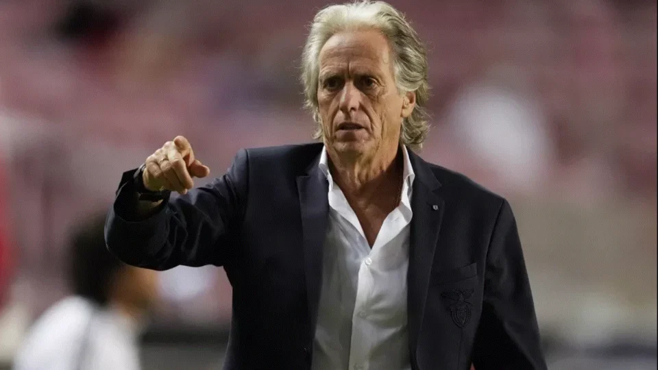 Jorge Jesus quer voltar ao comando técnico do Flamengo e dá prazo de 15 dias para diretoria carioca fazer proposta