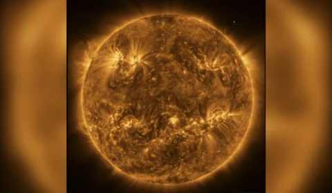 Agência Espacial Europeia divulga fotos do sol com resolução mais alta já feita até hoje