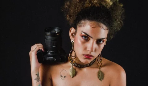 Em Manaus, fotógrafa Hannah Gonçalves lança obras em exposição ‘Escrituras de Luz em Cena’