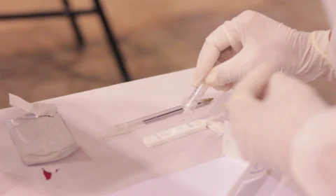 Amazonas registra 222 novos casos de Covid-19 e nenhuma morte nas últimas 24h