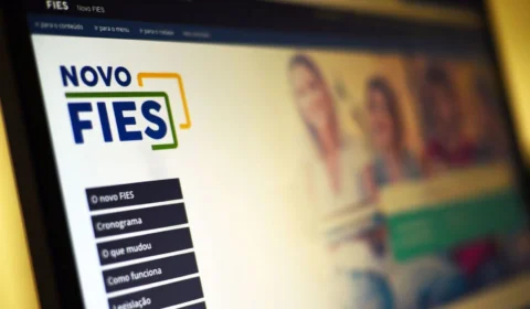 FIES: Câmara aprova medida que prevê perdão de até 99% de dívidas