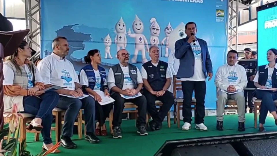 Ministério da Saúde lança estratégia de vacinação em fronteiras, em Tabatinga-AM