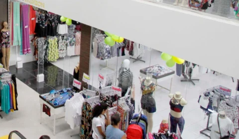 Após queda em janeiro, vendas do comércio amazonense aumentam 1,8%, em fevereiro, aponta IBGE