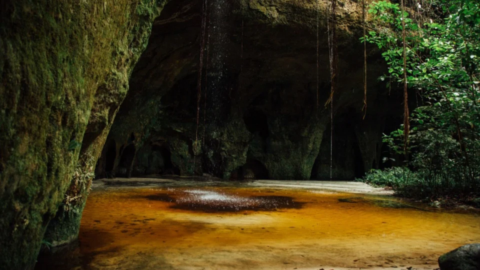 CPRM identifica locais de risco em atrativos turísticos em Presidente Figueiredo-AM