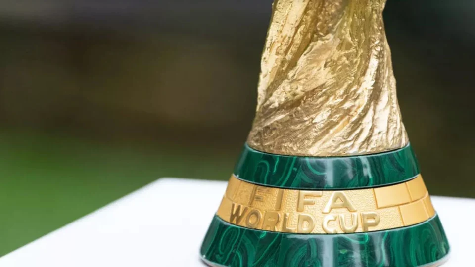 Taça da Copa do Mundo do Catar visitará Brasil entre os dias 21 e 23 de outubro