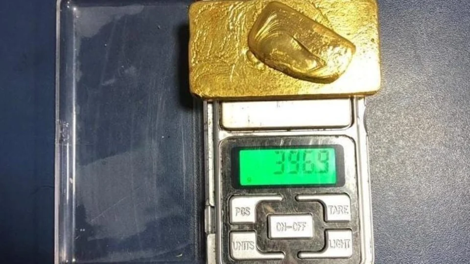 Homem é preso com ouro ilegal avaliado em R$ 135 mil em Coari, no AM