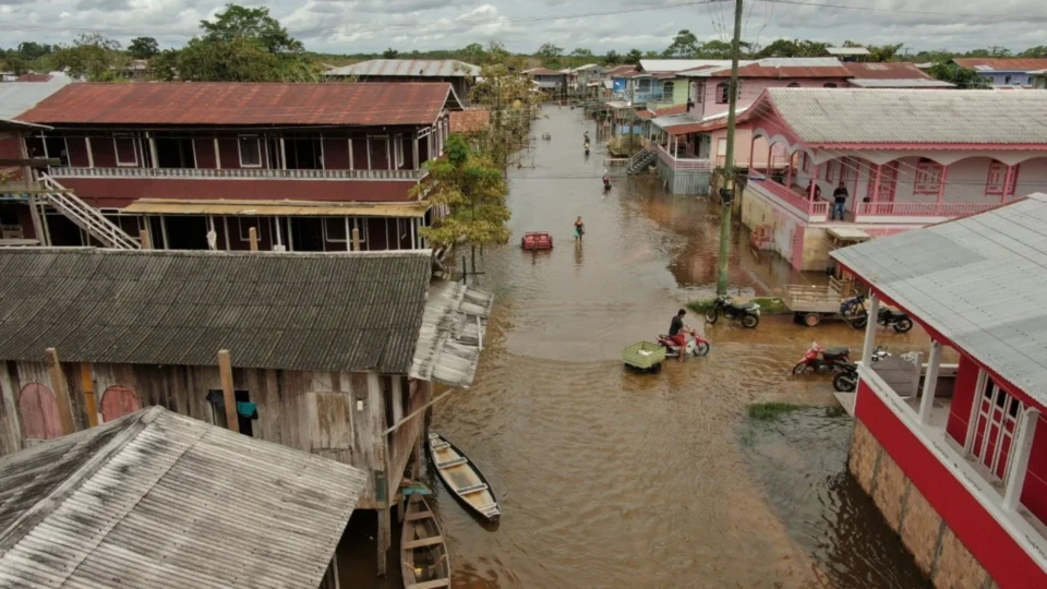 Mais sete municípios decretam situação de emergência por conta da cheia no AM