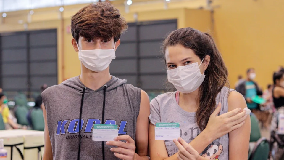 Manaus tem 52 pontos de vacinação contra Covid-19 nesta segunda-feira