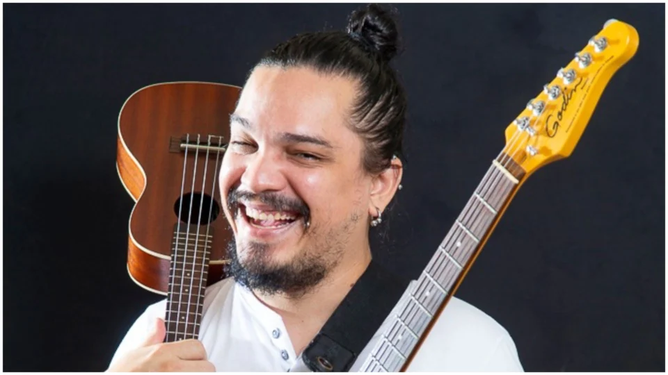 Adriano Arcanjo canta sucessos de Nando Reis neste sábado, em Manaus