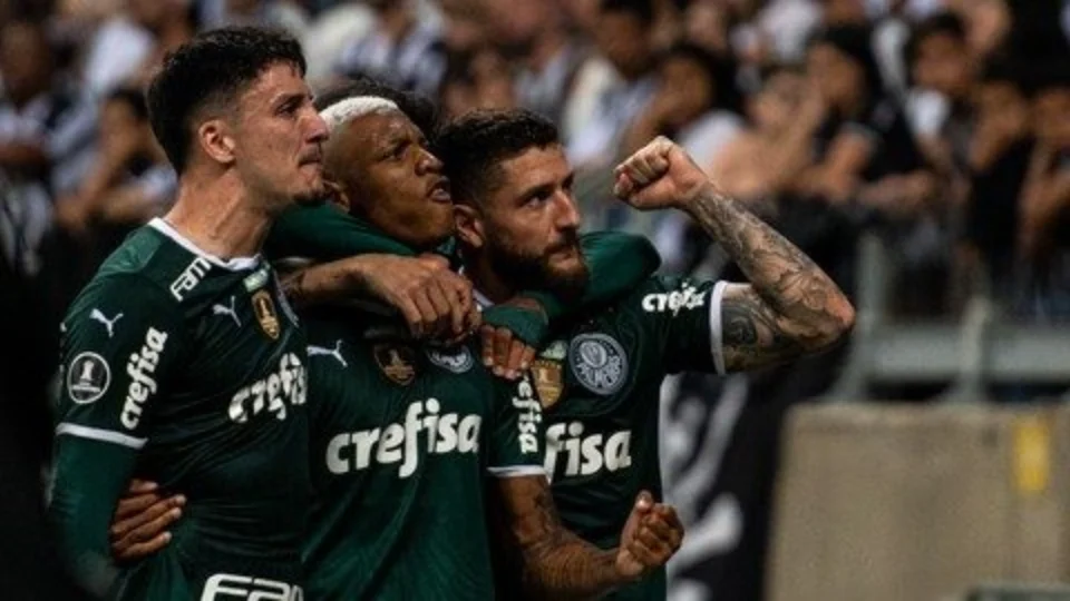 Palmeiras vai buscar empate de 2 a 2 com Atlético/MG no Mineirão pela ida das quartas da Libertadores