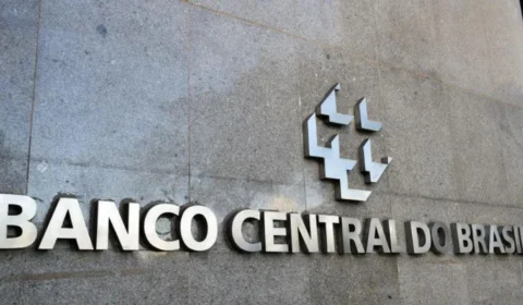 Na 10ª alta seguida, Copom eleva taxa básica de juros para 12,75% ao ano