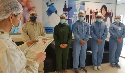 Amazonas anuncia auxílio alimentação de R$ 600 e correção de 9,06% em datas-bases a servidores da saúde