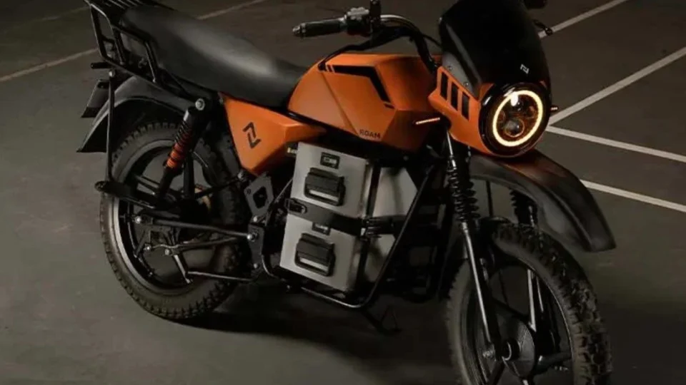 Fabricante lança moto elétrica equipada com baterias intercambiáveis